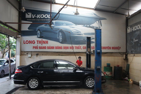 gara rửa xe ô tô