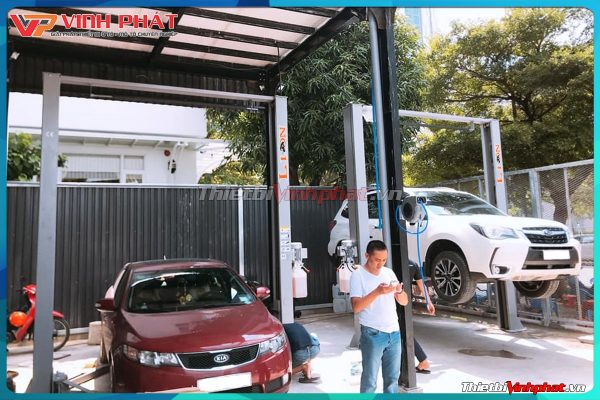 Cau-nang-o-to-2-tru-lion-auto-lift-LT-4000-345-6-thietbivinhphat.vn