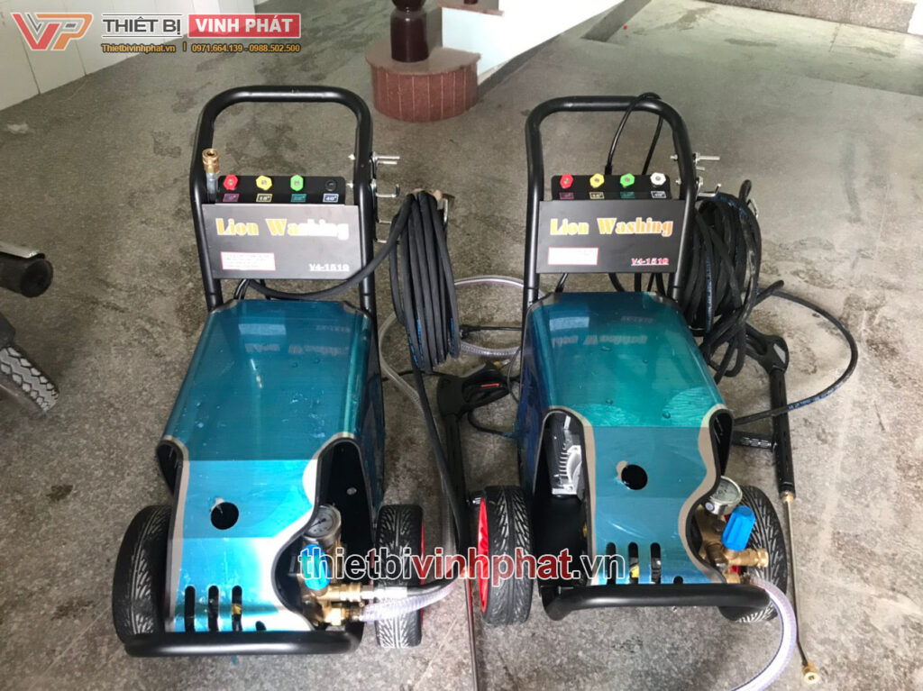 may-rua-xe-o-to-cap-ap-lion-washing-v4-1510-4-thietbivinhphat.vn.jpg