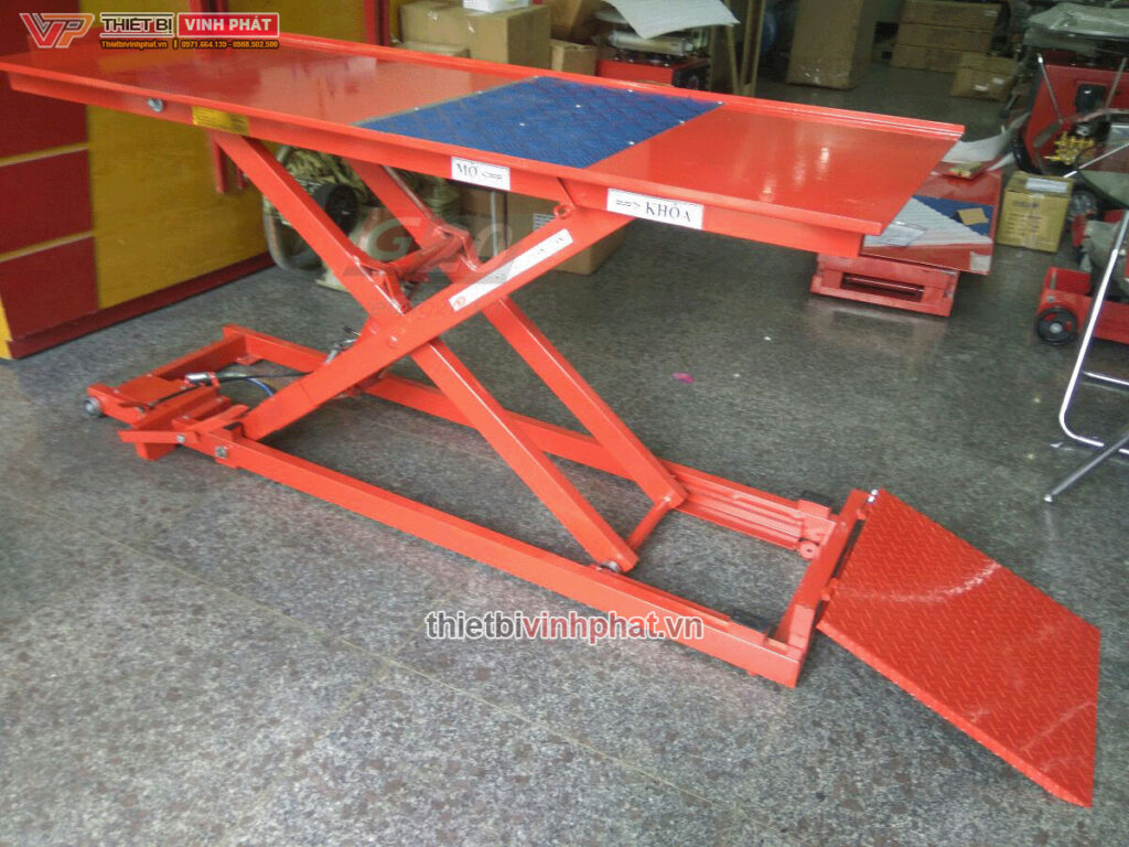 ban-nang-sua-chua-xe-may-co-dap-chan-p200-5-thietbivinhphat.vn