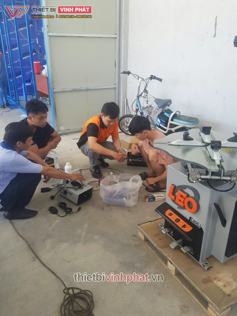 may-thao-vo-xe-tay-ga-o-to-leo-l8001-6-thietbivinhphat.vn