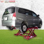 Cầu Nâng Ô Tô Di Động Nâng Bụng LION – 3,0 Tấn – ảnh 1