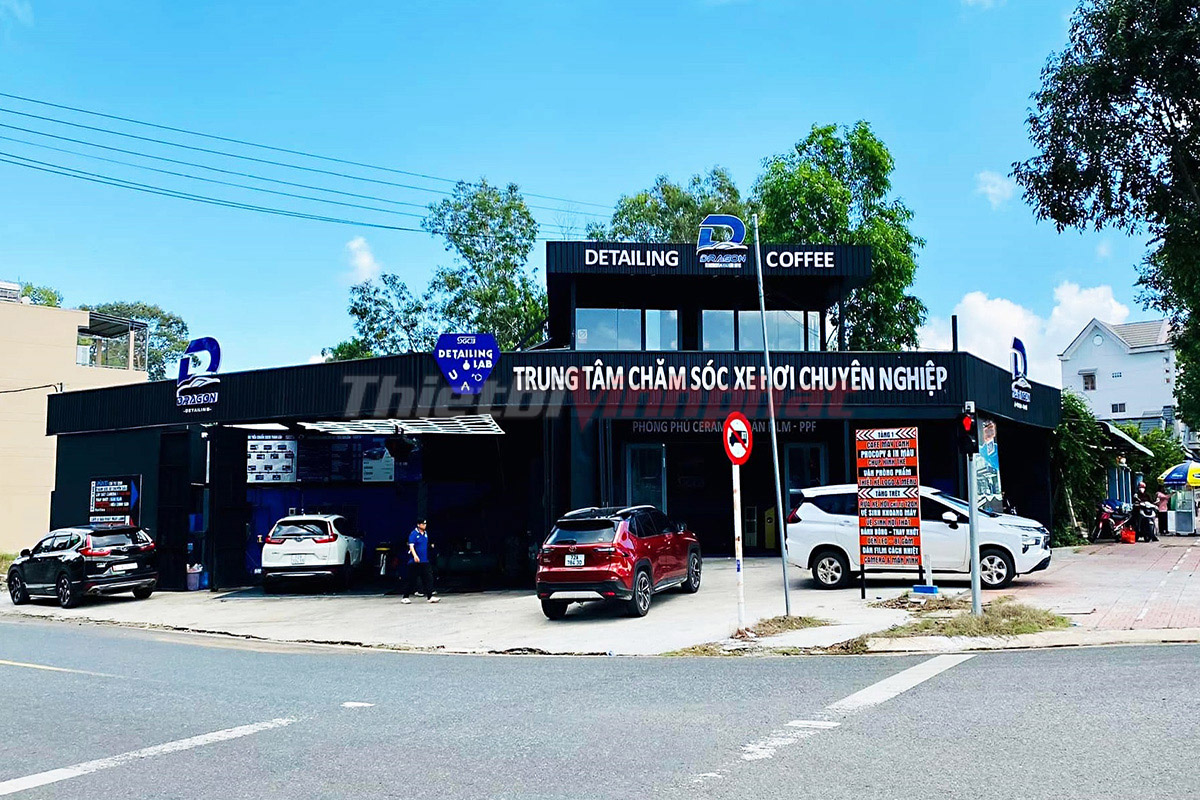 thiet-bi-rua-xe-cham-soc-xe-o-to-chuyen-nghiep-1thietbivinhphat (29)