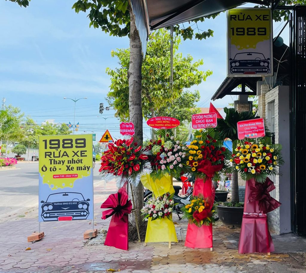 thiet-bi-rua-xe-cham-soc-xe-o-to-chuyen-nghiep-1thietbivinhphat (39)
