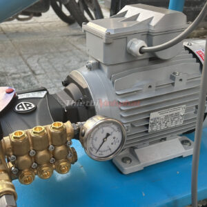 May-rua-xe-cao-ap-y-ar-annovi-reverberi-2.2kw-80-bar-14l-thietbivinhphat.vn (3)